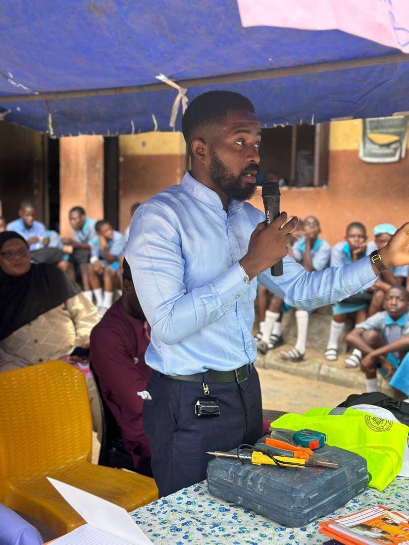 HLI Career Health Talk Session at Aje School, Yaba (1)
